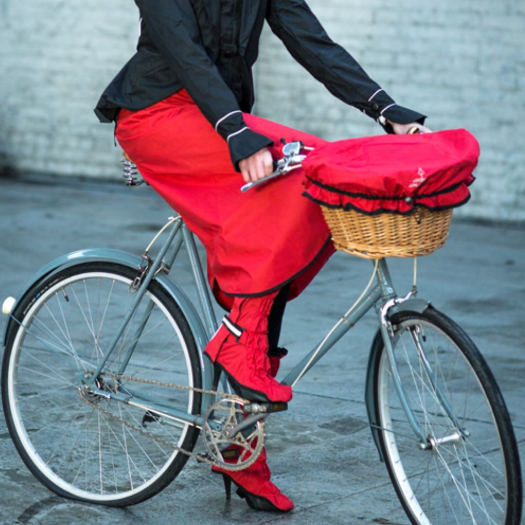 Georgia in Dublin Rain Wrap Protezione pioggia bici per gambe ciclista