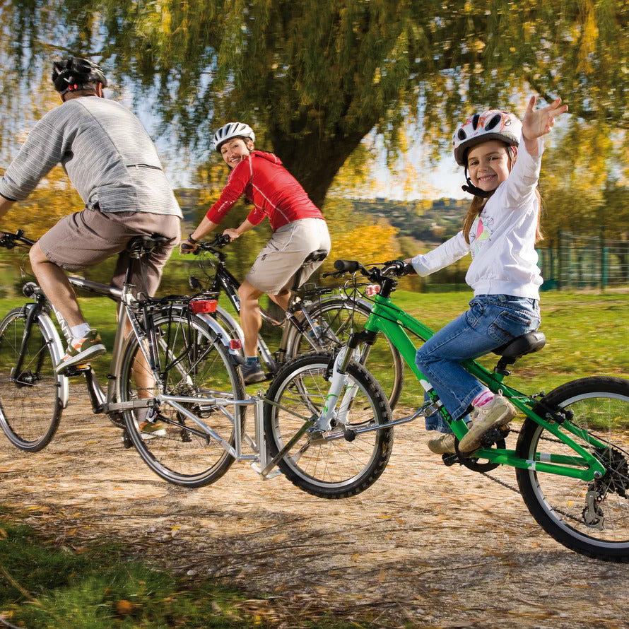 Comment tracter votre enfant en toute sécurité avec le système vélo Follow Me ?