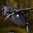 Sacoche de selle pour le bikepacking Cluster WP Miss Grape on bike