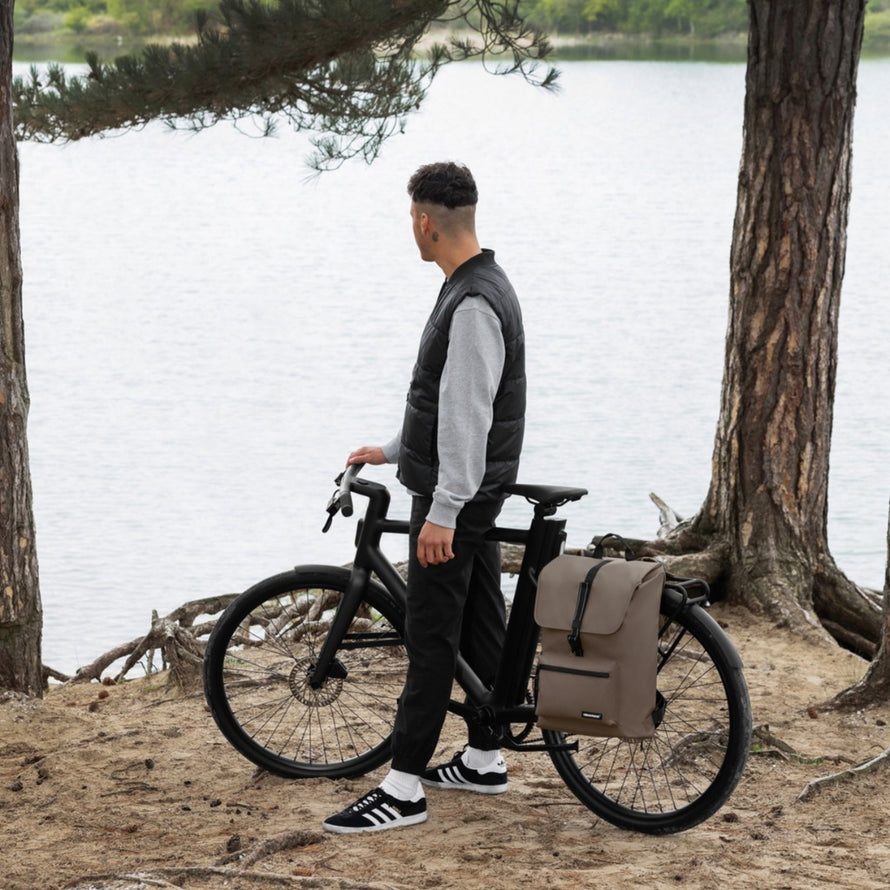 Commuter Briefcase Sacoche Velo Vieux Campeur Urban Proof Cargo