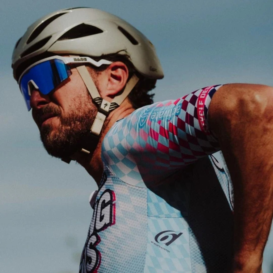 Lunettes 2256 Naos Ziris avec verres reactifs offrant une adaptation rapide a la luminosite pour cyclistes exigeants