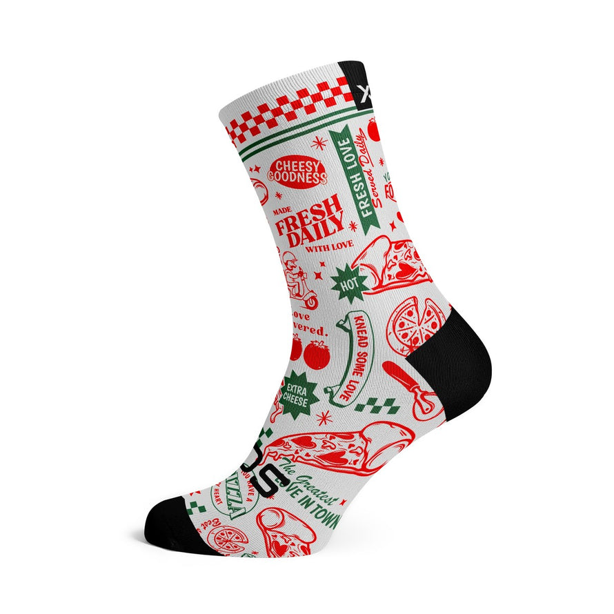 Chaussettes cyclisme Sox 777 motif pizza rouge et vert sur fond blanc pour cyclistes gourmands et stylés