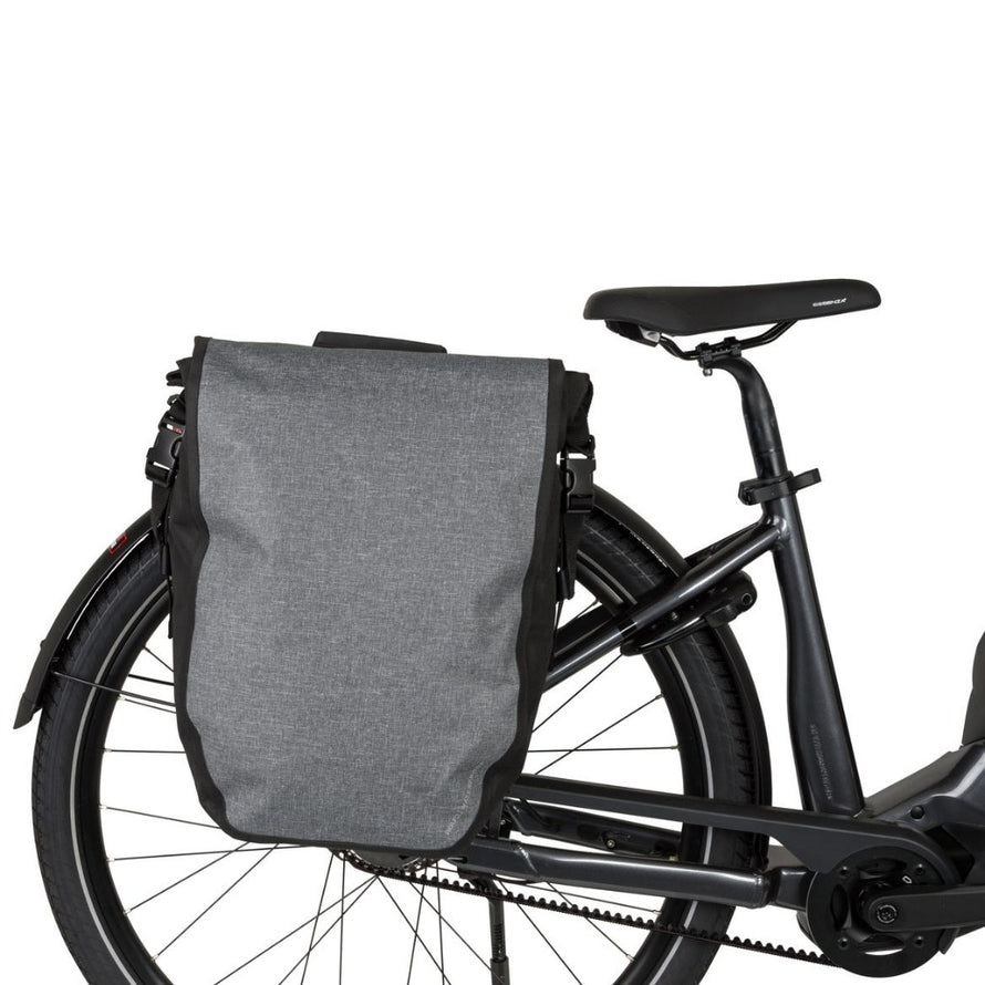 sacoche vélo simple  porte bagage Agu clean shelter vue fixations