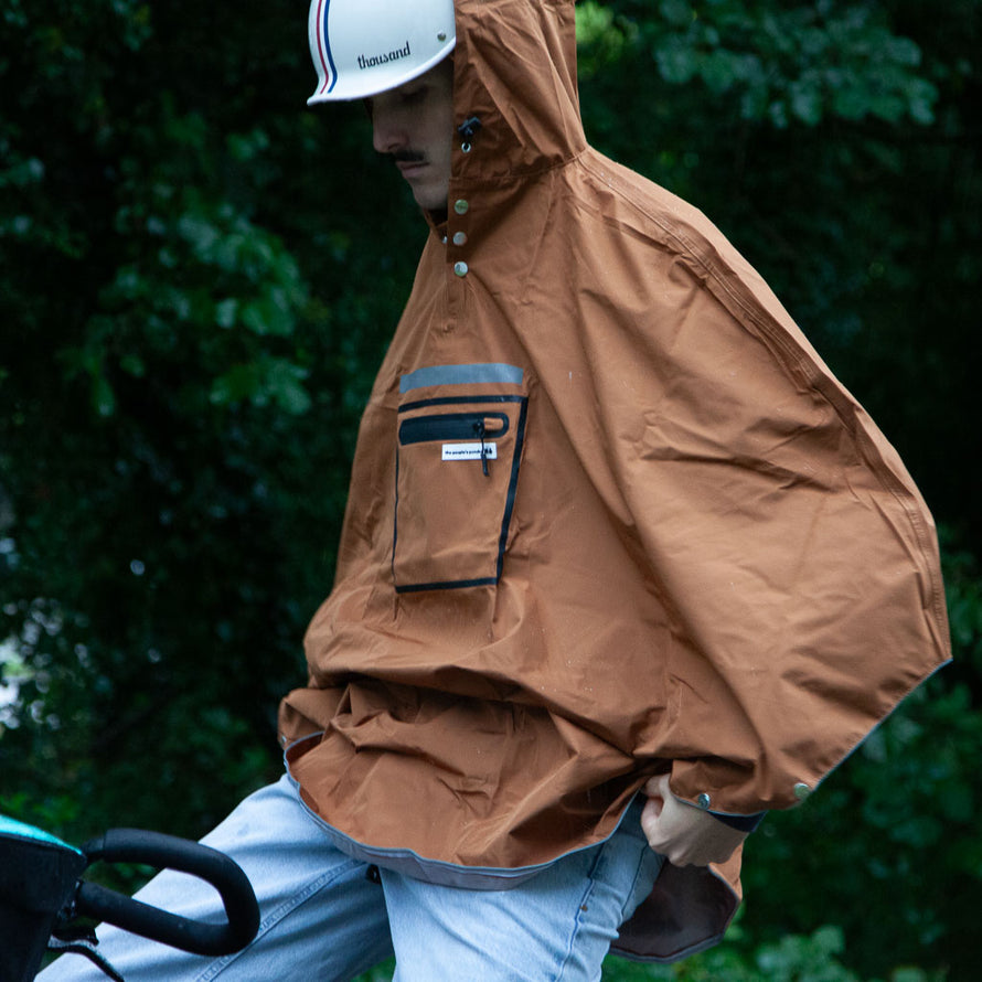 Poncho Pluie Imperméable avec Capuche, Cape de Pluie EVA Poncho Pluie Imperméable avec Capuche, Cape de Pluie EVA