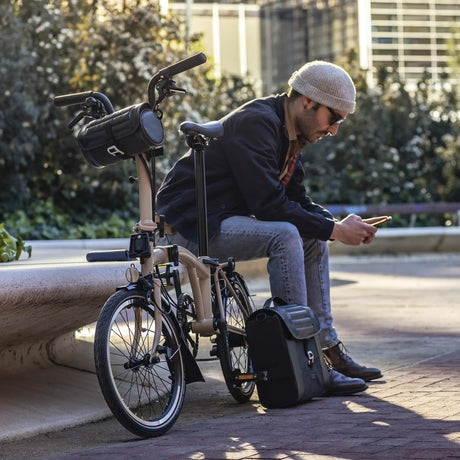 Genuine Bar Shad 3L noir en combinaison avec la sacoche porte-bagage