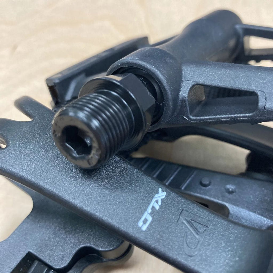 Pédales route monoface avec cale pieds PD-R01 XLC #4