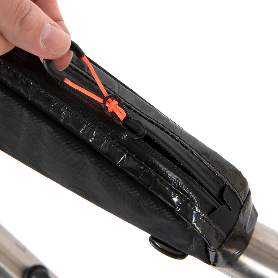 Sacoche vélo Top Tube Race – fermeture YKK Aquaguard en détail