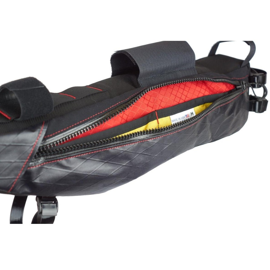 Sacoche de cadre Revelate Design Tangle frame bag 3-6L poche zip droite