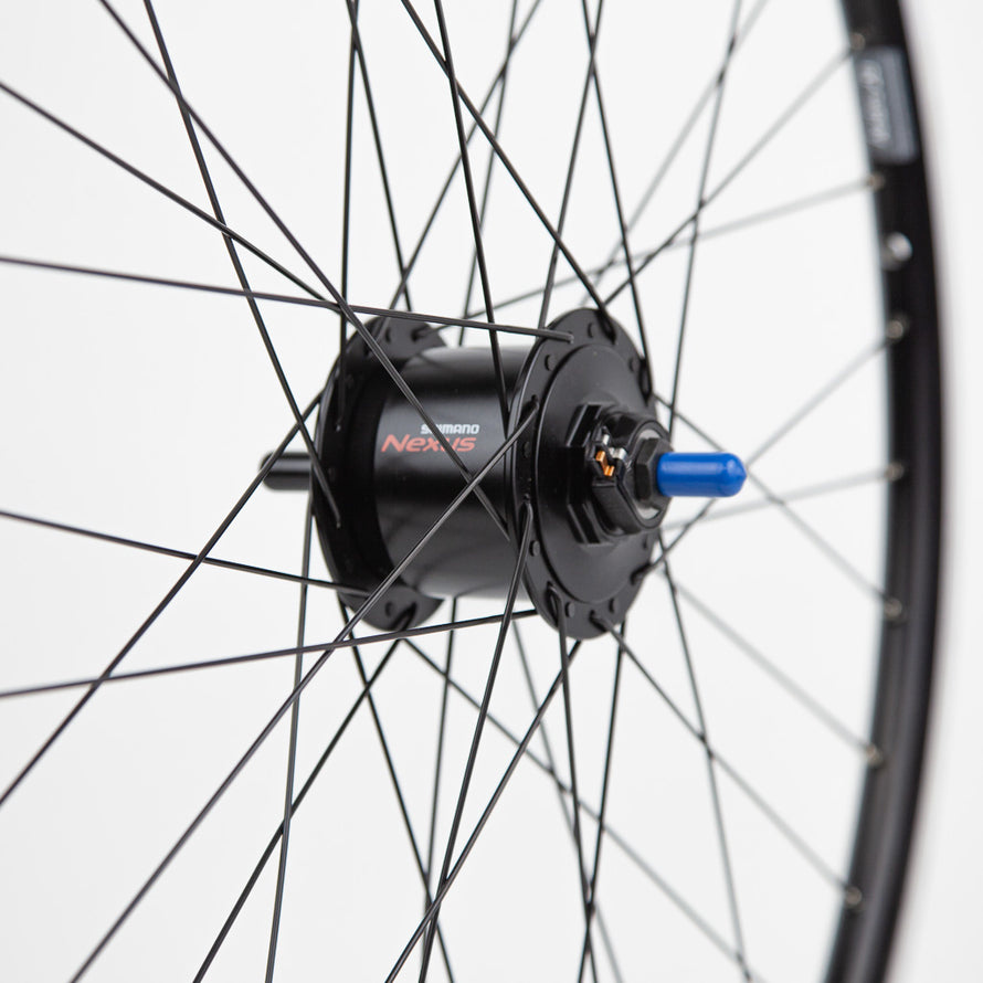 Roue 650B avec dynamo dans moyeu Shimano C3000 #3