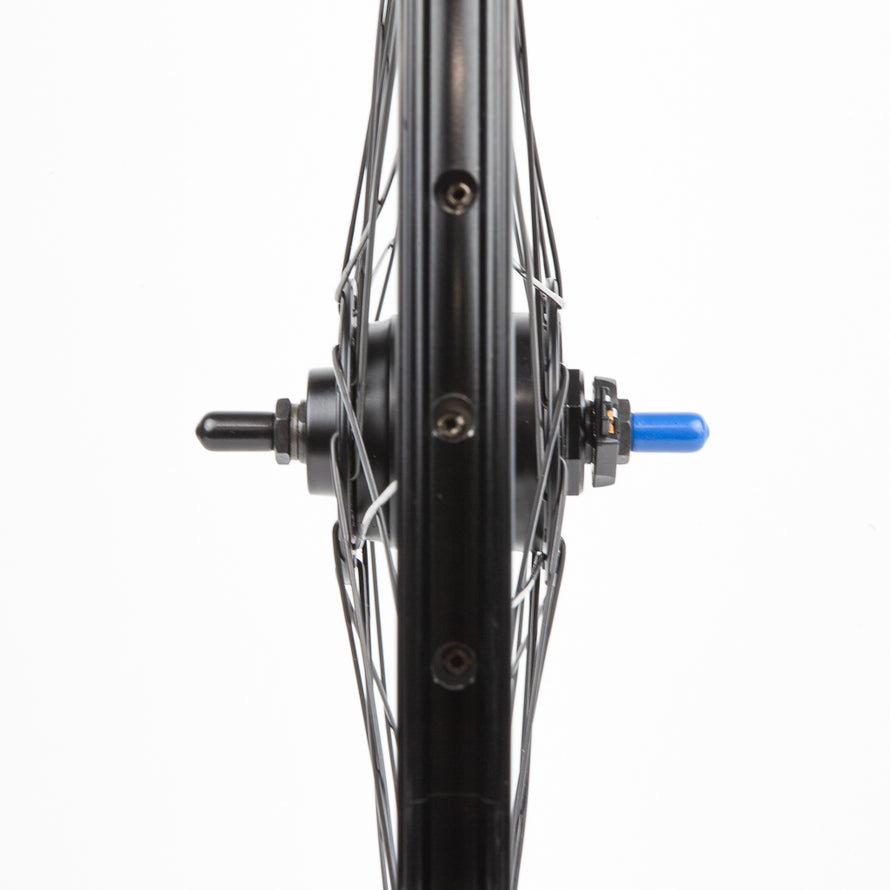 Roue 650B avec dynamo dans moyeu Shimano C3000 #4