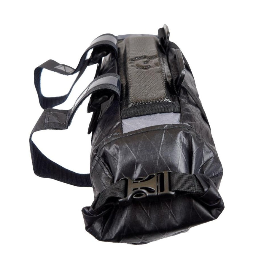 Sacoche Revelate Design downtube Joey downtube 2L système de fixation