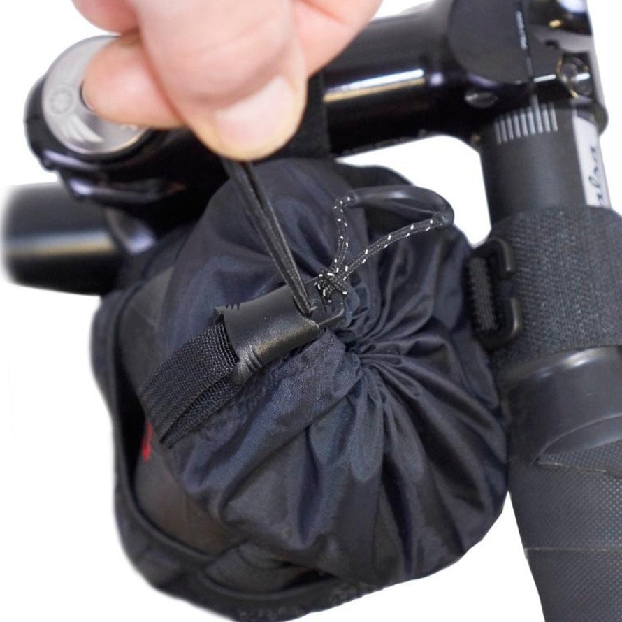 Sacoche de guidon Revelate Design Mountain Feedbag système de serrage