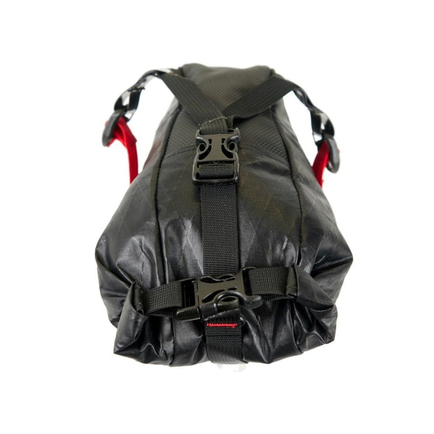 Sacoche de selle Revelate Design Shrew vue du système de fixation