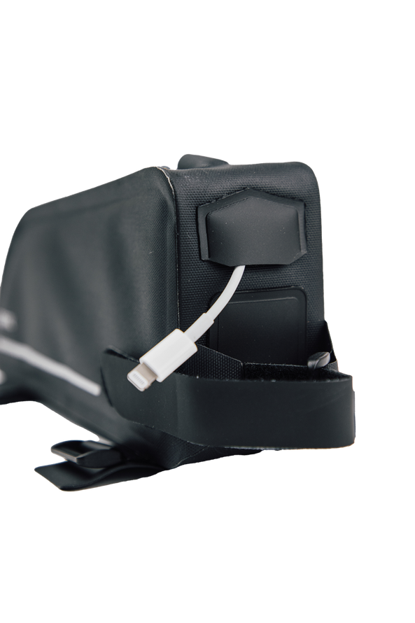 Sacoche de cadre top tube étanche Zéfal Z Adventure T1 passage de câble pour batterie externe