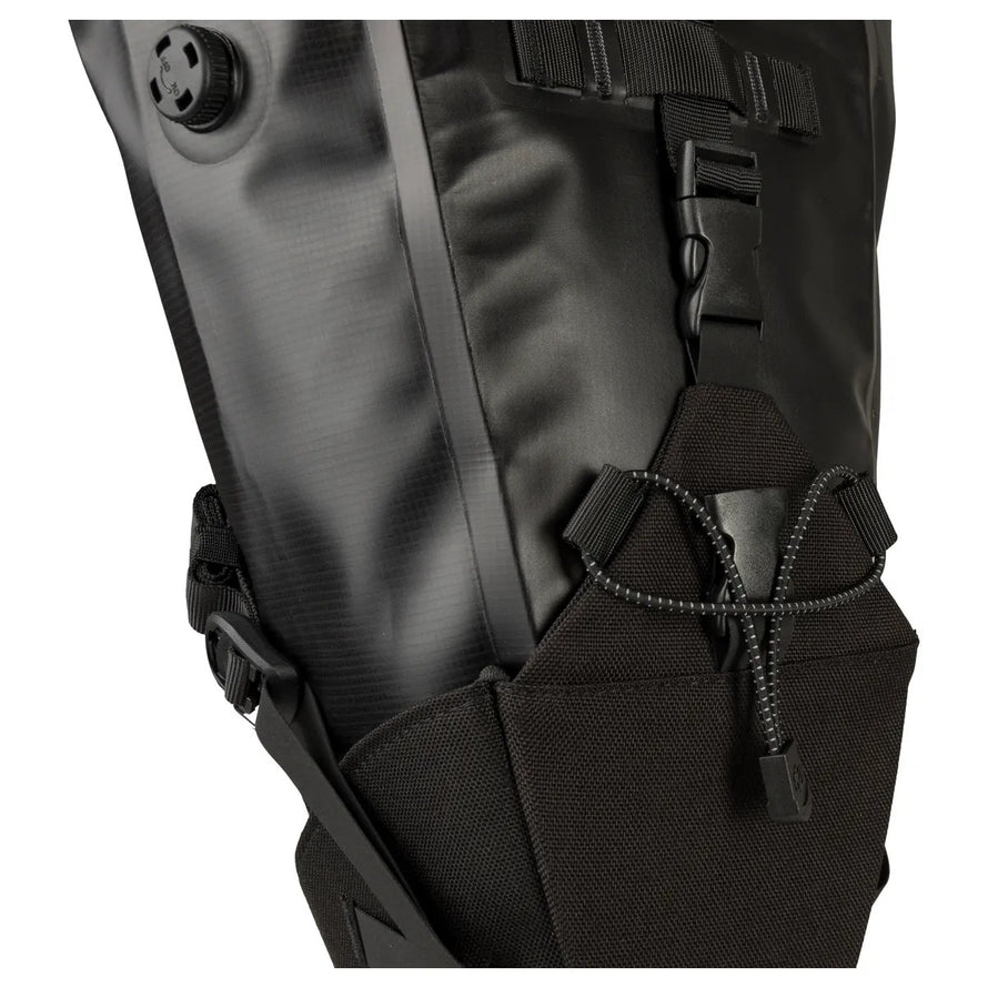 Fixation velcro robuste de la sacoche de selle imperméable AGU Venture Extreme 9L pour un maintien sécurisé