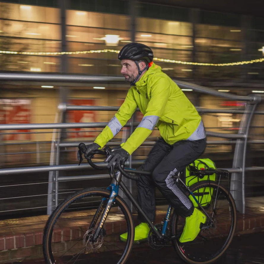 Surpantalon imperméable Altura noir avec bandes réfléchissantes pour le quotidien à vélo