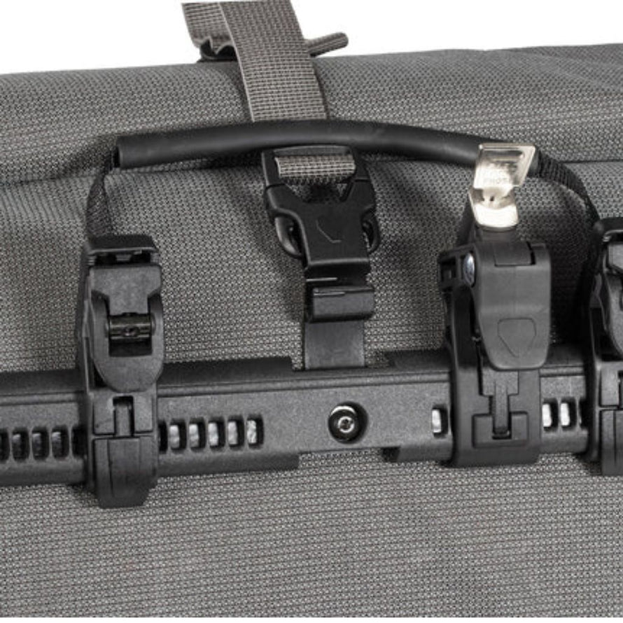 Crochet antivol à clé pour sacoche vélo Ortlieb équipée du système QL2