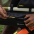 Sacoche de cadre Apidura Expedition Frame Pack noire avec fermeture éclair facile pour vélo d'aventure