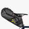 Sacoche de selle bikepacking Apidura Expedition pour vélo gravel et voyage à vélo, vue de profil 17L