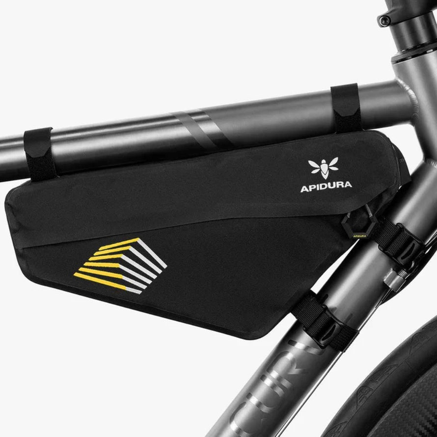 Sacoche cadre Apidura Frame Pack Racing noire pour vélo, légère et résistante, parfaite pour bikepacking et cyclotourisme