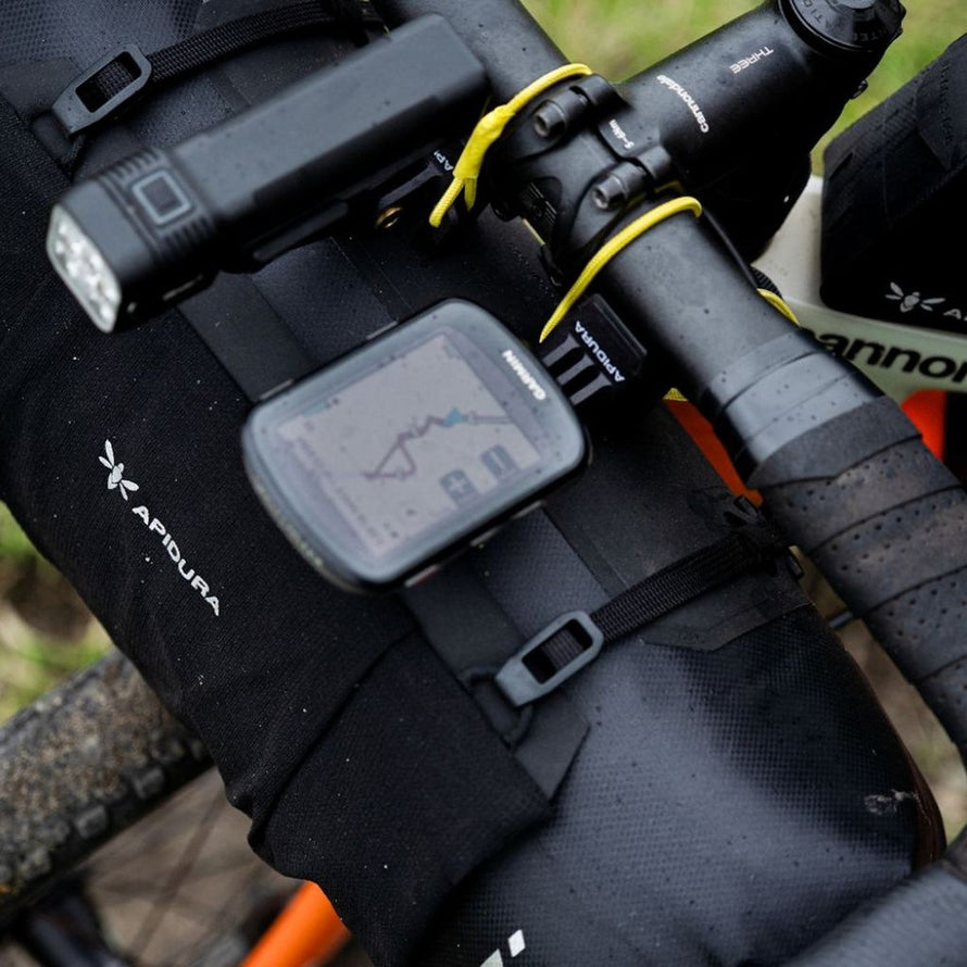Support GPS Expedition Apidura pour guidon velo, fixation durable compatible Garmin et autres GPS