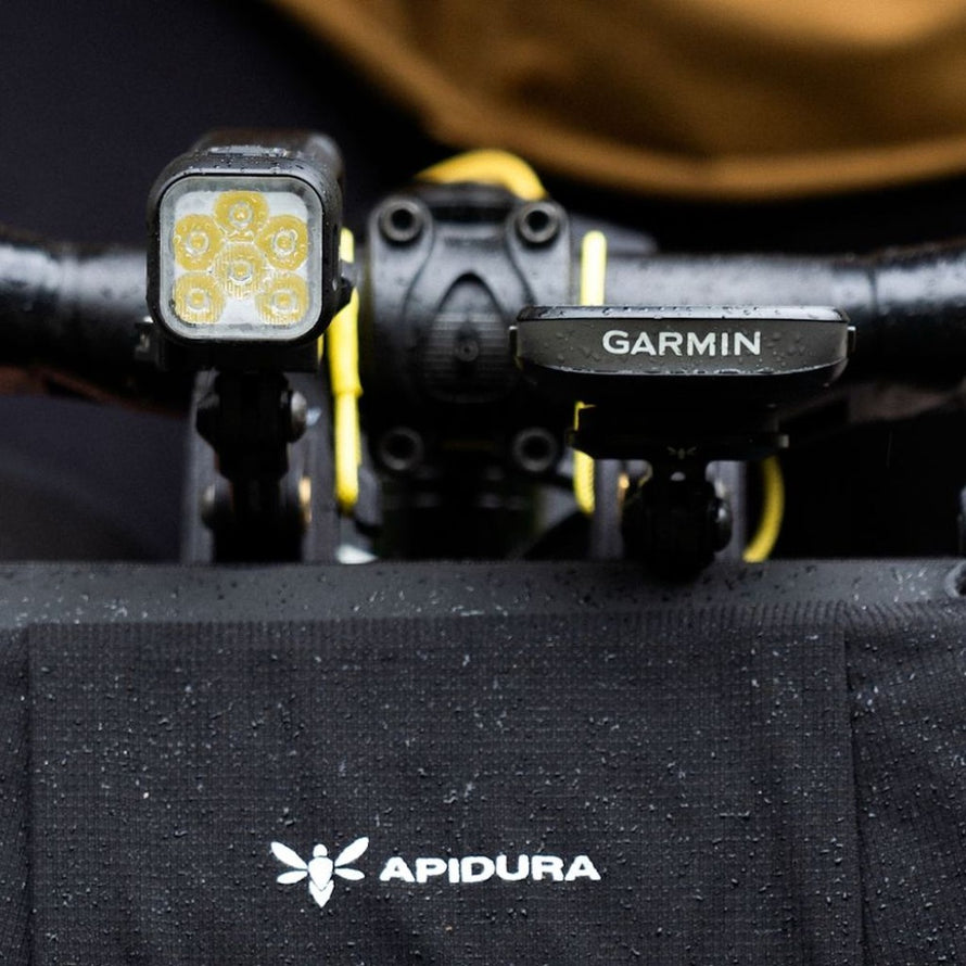 Support GPS Expedition Apidura pour vélo, fixation solide et légère compatible Garmin et autres GPS