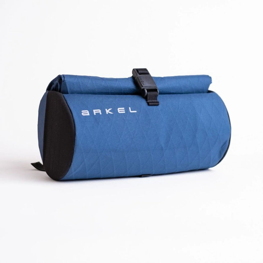 Sacoche de guidon etanche Arkel Burrito bleu compacte avec fermeture securisee pour velo