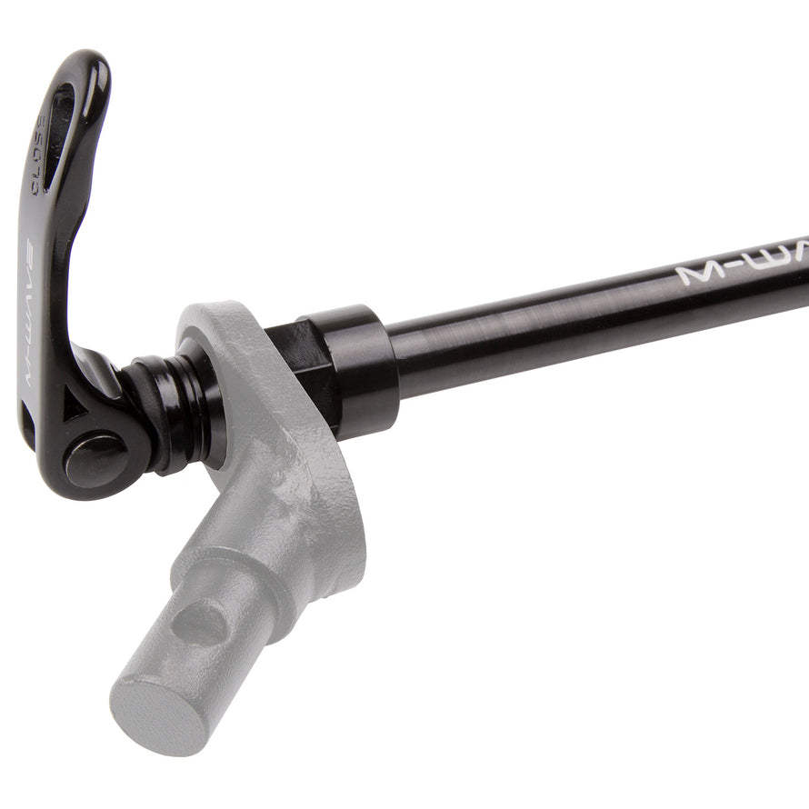 Axe traversant 12 mm avec espace fixation remorque 