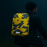 Housse de pluie imperméable et réfléchissante Badawin pour sac à dos vélo modèle jaune avec design moderne