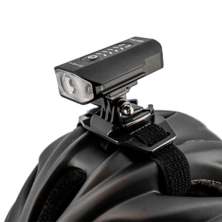Fixation sur casque par bande auto-grippante de la lampe Rigel Dual de Kheax pour cyclistes