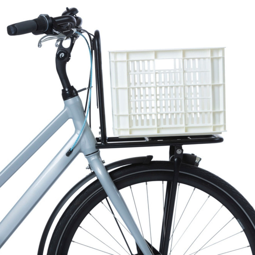 Caisse vélo Basil Crate blanche pour porte-bagages, légère et robuste, idéale pour transport urbain sécurisé et pratique