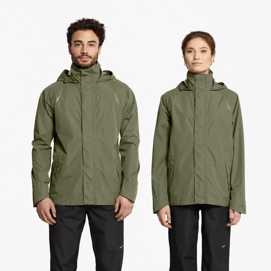 Ensemble pluie vélo Basil Hoga unisexe vert avec veste imperméable et pantalon noir pour cyclistes