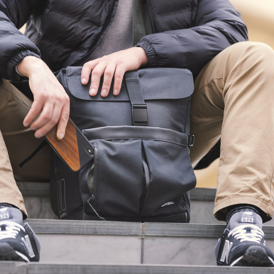 moderne fahrradtaschen Fahrradtasche Basil Move 15 L – MIK Haken