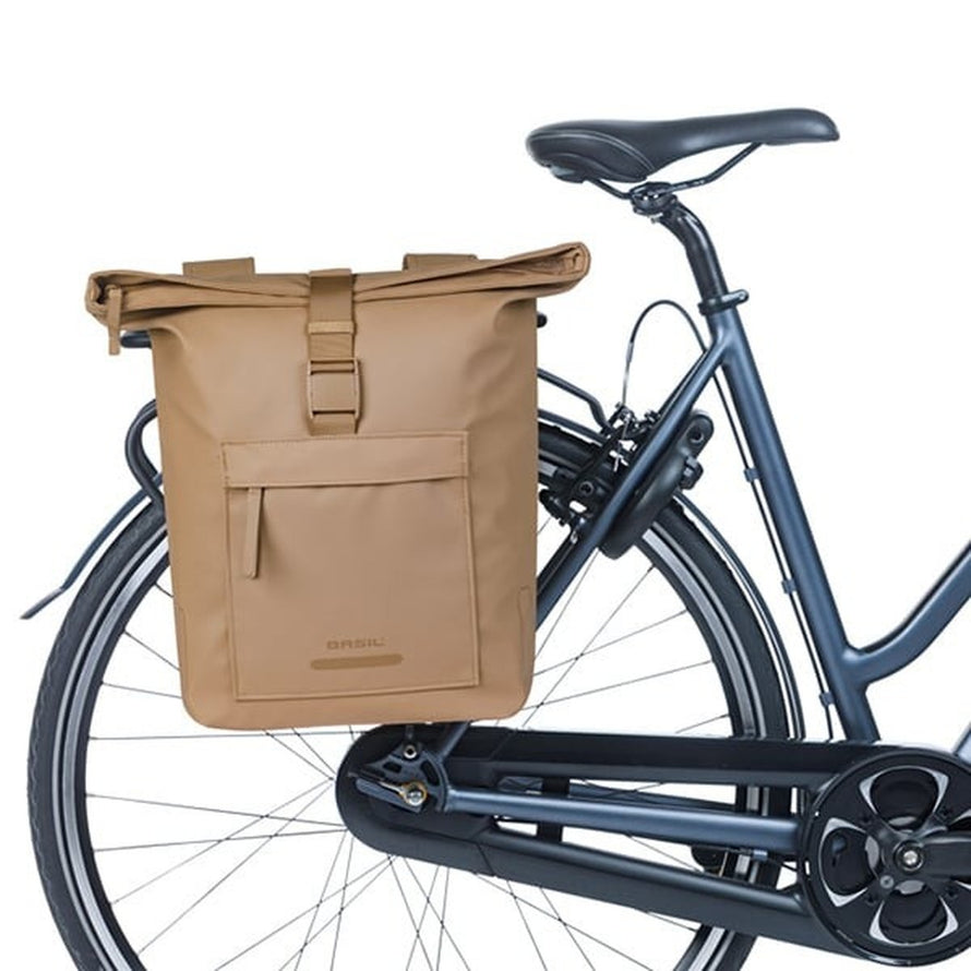 Sacoches doubles Basil Brooklyn 2 x 20,5L couleur taupe, étanches et idéales pour vélo urbain