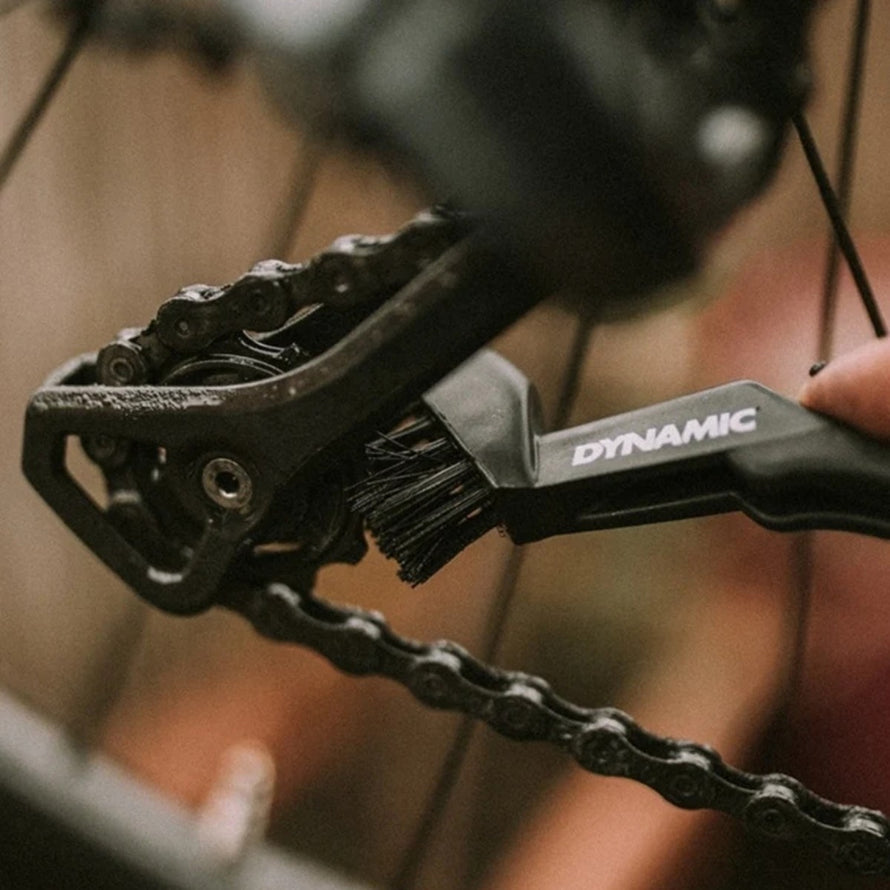 Brosse Dynamic Drivetrain Detailing Brush pour un entretien optimal de la chaine et transmission vélo