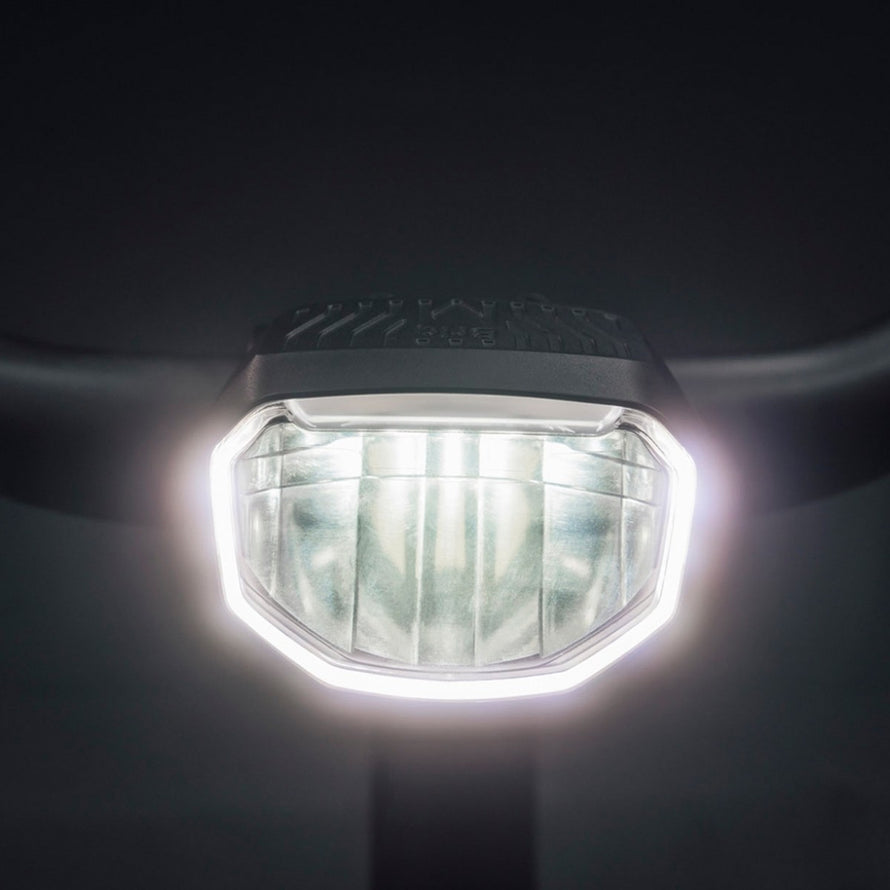 Eclairage LED avant Busch and Muller Briq-M E Highbeam pour vélo électrique, lumière intense et sécurité maximale