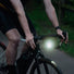 Eclairage avant vélo Busch and Muller IXON Core 2 compact et performant pour visibilité et sécurité en conditions nocturnes