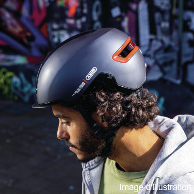 GENERICO Casco Adulto Bikeboy Bicicleta Con Luz Trasera Rojo GENERICO Casco Adulto Bikeboy Bicicleta Con Luz Trasera Rojo