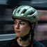 Casque Met Intercity Mips beige avec visiere transparente pour cyclisme urbain securise et confortable