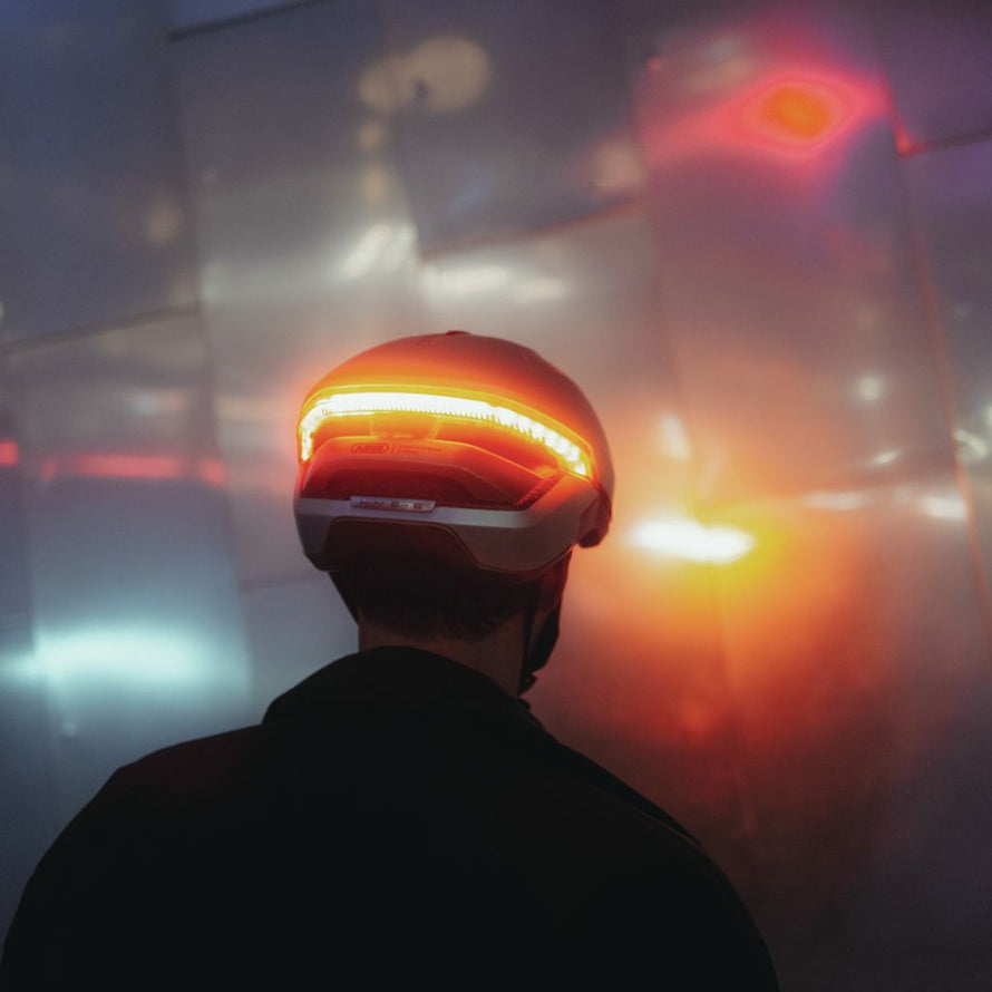 Casque vélo électrique Abus  Hype-e unisexe éclairage visibilité clignotant Fidlock Zoom Spin In Mold Hard Shell