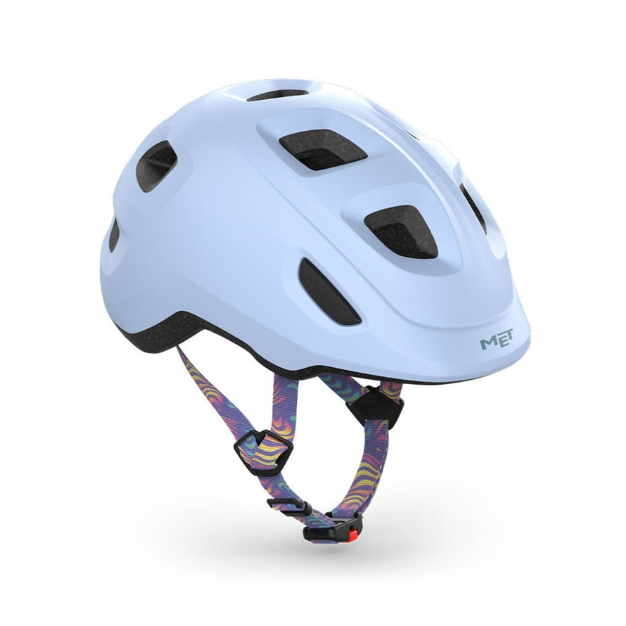 Casque vélo enfant Hourra MET bleu clair avec sangle multicolore, compatible siège vélo enfant pour confort et sécurité