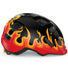 Casque vélo enfant Hourra MET design flammes rouge et noir, compatible siège vélo enfant pour sécurité et style