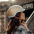 Casque velo lumineux avec clignotants Overade Life beige pour femme, securite et style urbain
