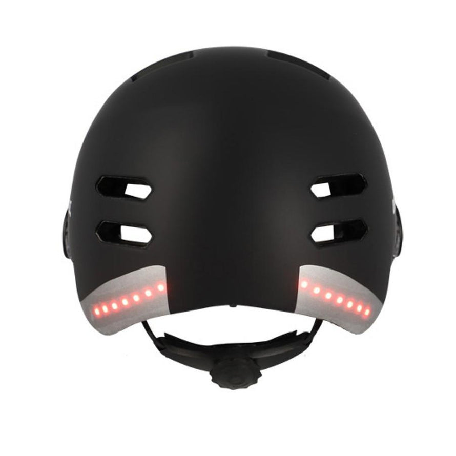 Casque vélo Optimiz à visière avec clignotants LED intégrés pour une sécurité active en circulation urbaine