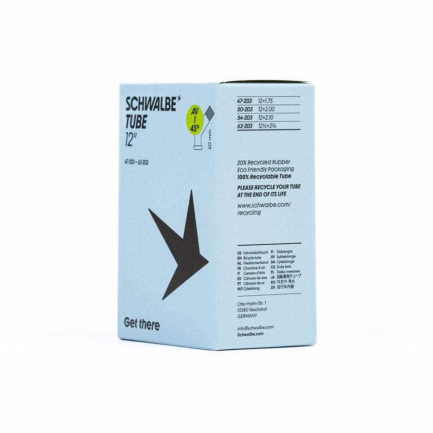 Boite chambre a air velo Schrader 12 1/2x1.75-2 1/4 Schwalbe vue angle avec details recyclage