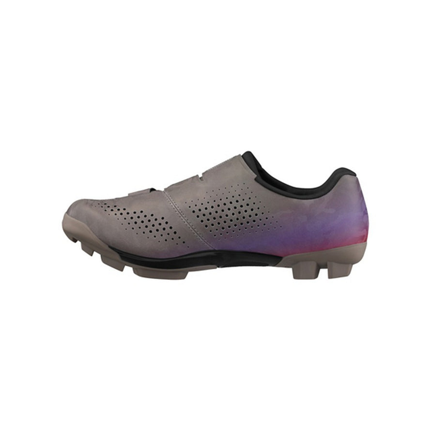 Côté intérieur des chaussures gravel femme Shimano SH-RX600 SPD avec design perforé et confort adapté au gravel