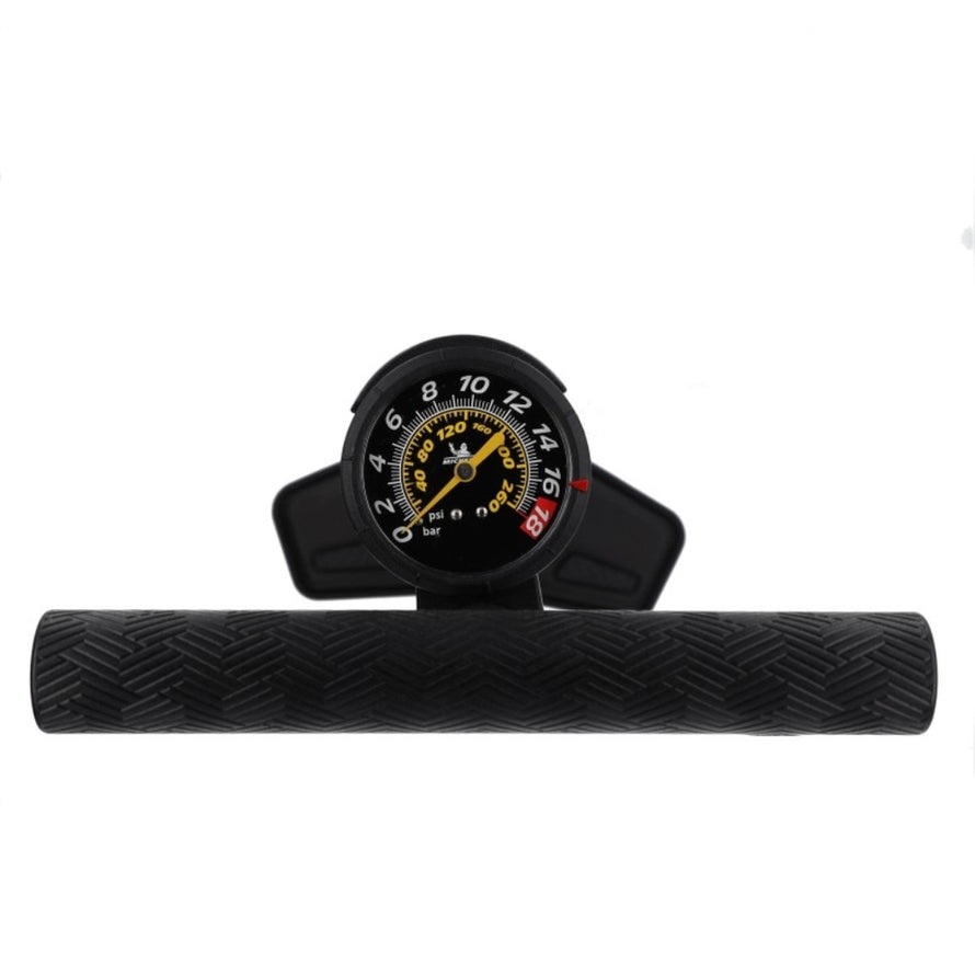 Compresseur pompe a pied Michelin Air Tank Tubeless pour velo avec manometre precis et ergonomique