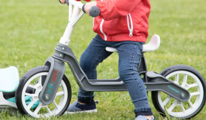 Wie verwendet man ein Kinderlaufrad?