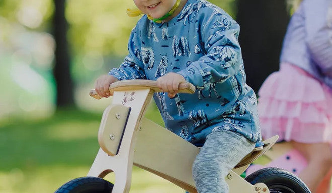 Come scegliere una balance bike in base all'età del bambino?