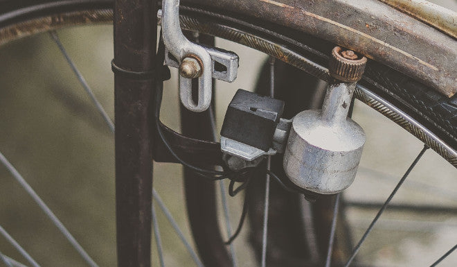 Wie montiert man eine Dynamo-Lichtanlage am Fahrrad?